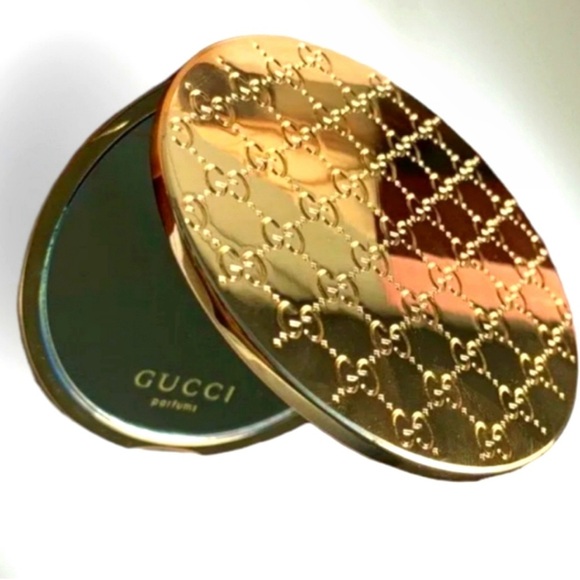 Gucci mirror in box 3” NWOT - Picture 2 of 4